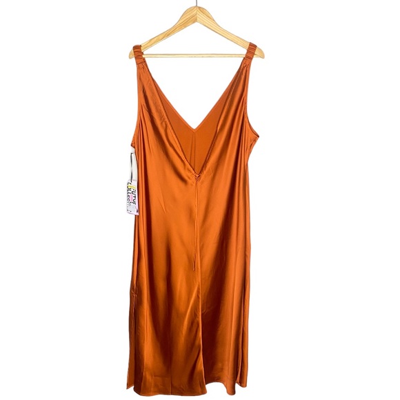 ✨NWT Future Collective Alani Noelle Rust Orange Strappy Slip Midi Dress XXL - Picture 9 of 12